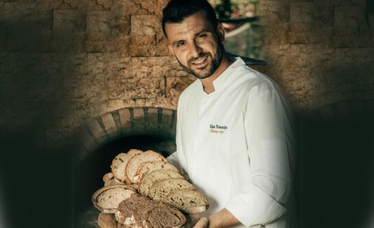 2 – Ηλίας Τριάντης