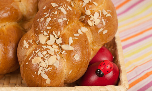 Nέο τσουρέκι vegan από την FOODSTUFF